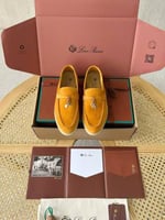 (خردلي مشرق - Mustard Yellow)