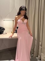 فستان وردي تطريز حسينه