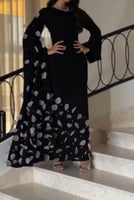 فستان سهرة بتصميم أنيق