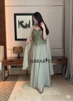 فستان سهره بقصة كاب شيفون تطريز يدوي لونين