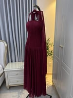 فستان سهره بشال طويل من الخلف