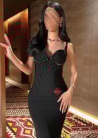 فستان سهرة ناعم ميدي