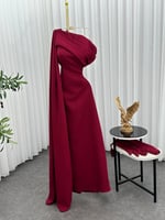 فستان سهره ناعم بذيل طويل