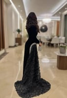 فستان سهرة طويل بأكمام لون اسود