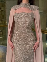 فستان سهرة باكمام طويل أنيقه بالون البيج