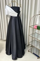 فستان سهرة طويل مميز