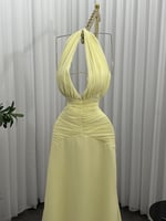 فستان سهره ناعم تكسيره بوليسيه