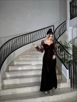 فستان سهره مخمل باكمام دانتيل