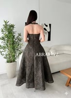 فستان سهرة طويل مطرز بالخرز كلوش