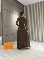 فستان ناعم الأناقة المحتشمة بتصميم مودرن"