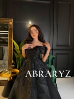 فستان سهرة طويل بتصميم أوف شولدر