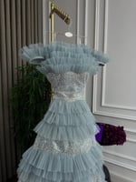 فستان سهرة تل طبقات تطريز يدوي