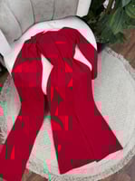 فستان سهرة بذيل طويل