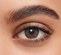 عدسات ليالا تشيسنت براون عبوة من عدستين ايوا