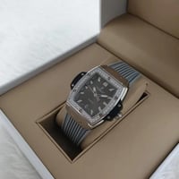 ساعة هوبلت النسائية سلفر - خيال