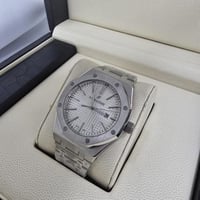 ساعه اديمر بياجت رجالي فضي مينا ابيض