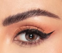 عدسات امارا عبوة من عدستين سبانيش لاتيه ايوا