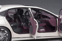 LEXUS LS500 h SONIC WHITE METALLIC/CRIMSON & BLACK...