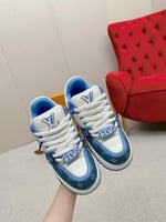 حذاء Louis Vuitton