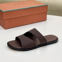 صندل لوربيان Loro Piana