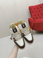 حذاء Louis Vuitton