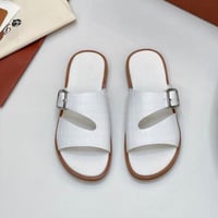 صندل لوربيان Loro Piana