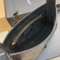 شنطة سان لوران Saint Lauren LE 5A7