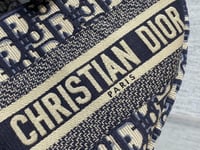 شنطة كريستيان ديور Christian Dior