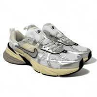 NIKE V2K RUN