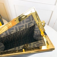 شنطة فيندي Fendi First