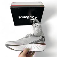 حذاء ساكوني ترايمف 22 Saucony
