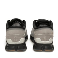 حذاء On Cloud X4