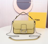 شنطة فيندي باجيت Fendi Baguette