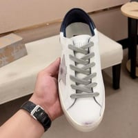 Golden Goos جولدن جوس