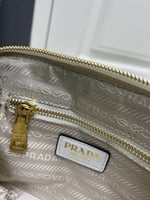 شنطة برادا Prada Handbag