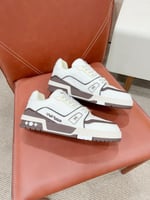 حذاء Louis Vuitton