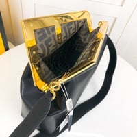 شنطة فيندي Fendi First