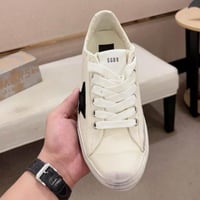 Golden Goos جولدن جوس