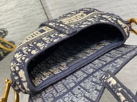 شنطة كريستيان ديور Christian Dior