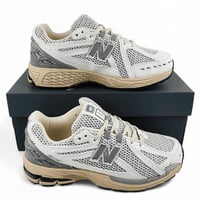 NEW BALANCE 1906L