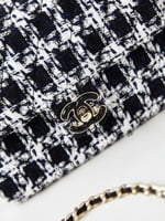 شنطة كلاسيك فلاب شانيل Chanel Classic Flap