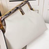 شنطة فيندي Fendi First