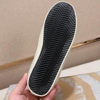 Golden Goos جولدن جوس