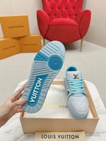 حذاء Louis Vuitton