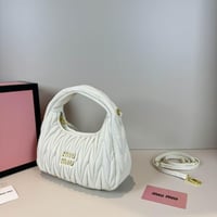 شنطة ميو ميو واندر Miu Miu Wander