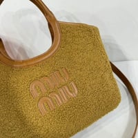 شنطة ميو ميو آيفي Miu Miu IVY