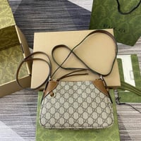 شنطة كتف جوتشي متوسطة Medium Shoulder Bag