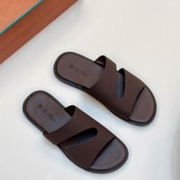 صندل لوربيان Loro Piana