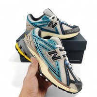 NEW BALANCE 1906L