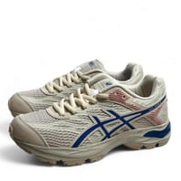 4 Asics GEL-FLUX